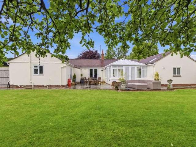 House for sale in Bromesberrow Heath, Bromsberrow Heath
