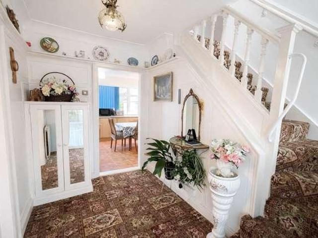 House for sale in Chapel Allerton, West Yorkshire