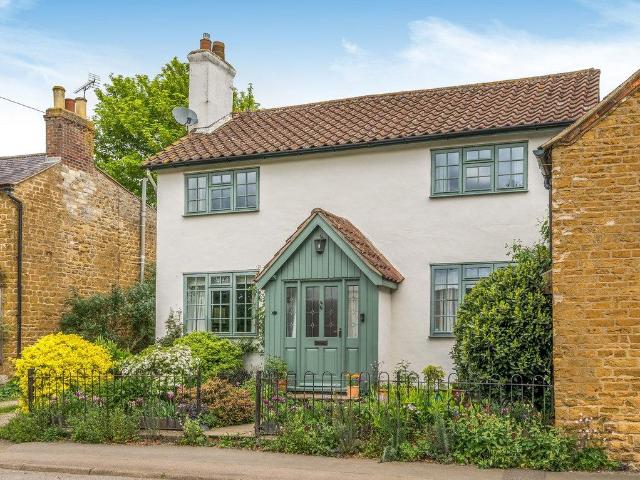 House for sale in Brentingby, Leicestershire