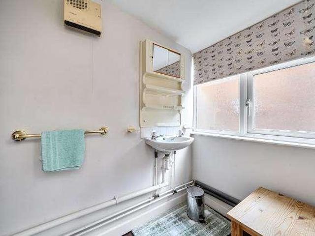 House for sale in Black Bourton, Oxfordshire