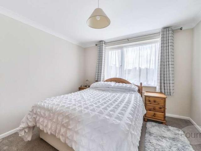 House for sale in Weybourne, Waverley