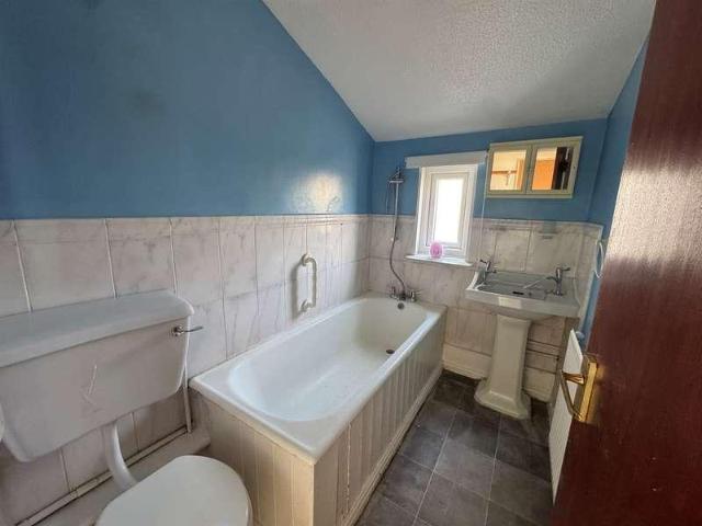 House for sale in Gibbonsdown, Barry