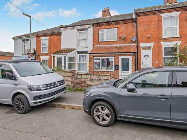 House for sale in New Catton, East Bank