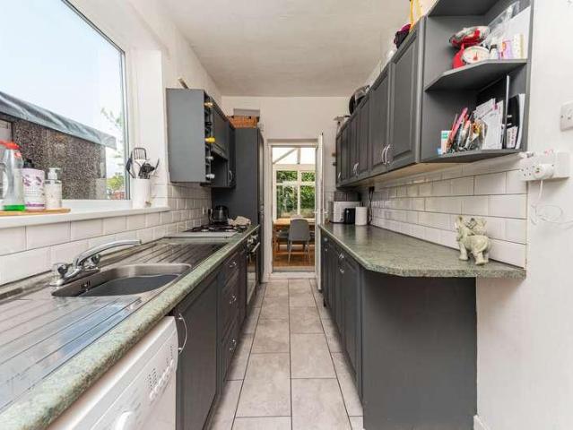 House for sale in Bradshaw, Lee Bank