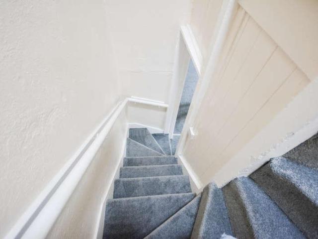 House for sale in Armley, West Yorkshire