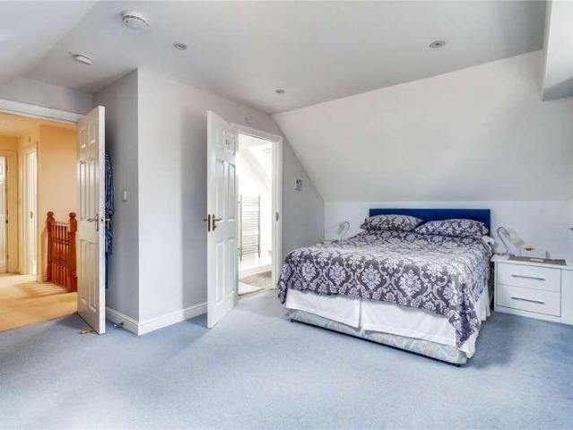 House for sale in Twyford