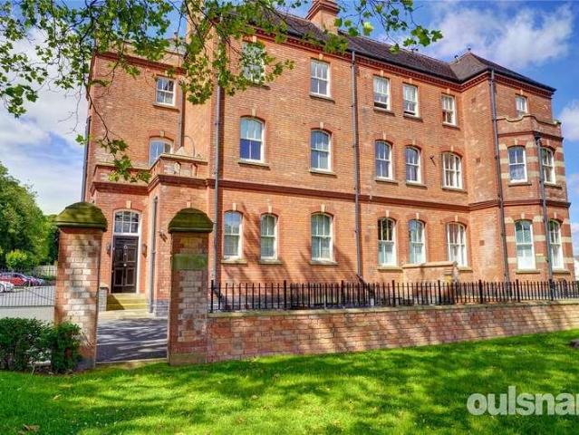 House for sale in Stirchley, West Midlands