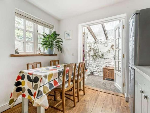 House for sale in Holbeton, Strode