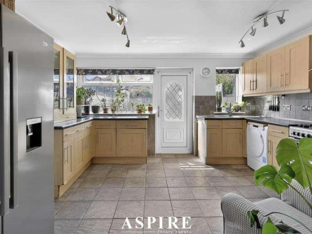 House for sale in Alton Barnes, Essex