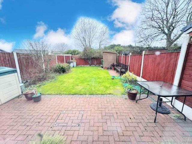 House for sale in Oak Hill Park, Calderstones