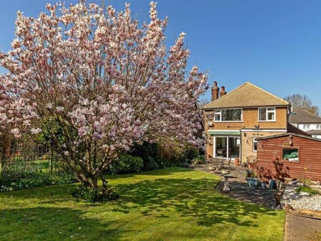 House for sale in Five Acres, Hertfordshire