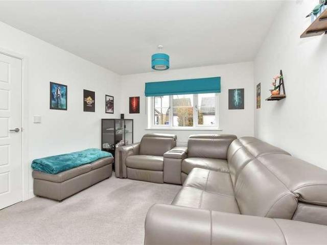 House for sale in Oad Street, Kent