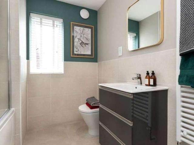 House for sale in Hounsome Fields, Priest Down