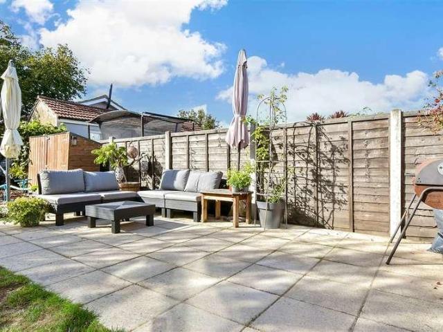 House for sale in Belle Grove, Greater London