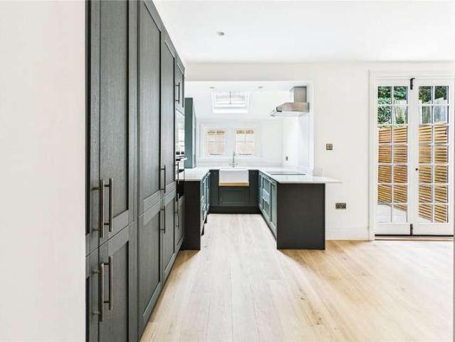 House for sale in Peabody Estate, Greater London