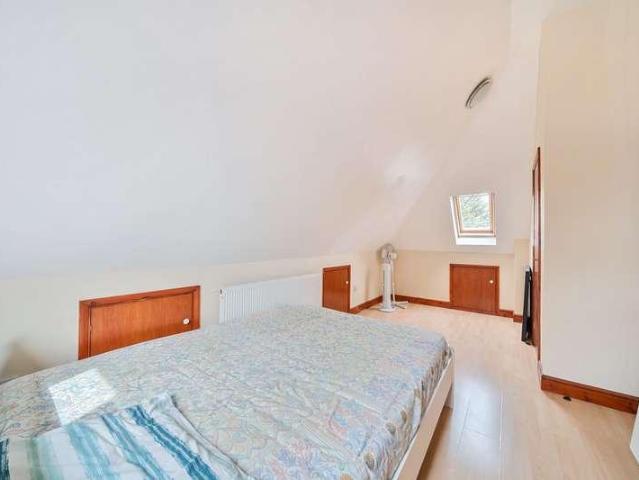 House for sale in Pinner, Pinner