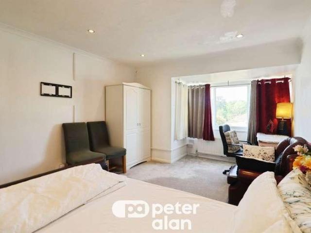 House for sale in Rhydypenau, Falcon Lodge