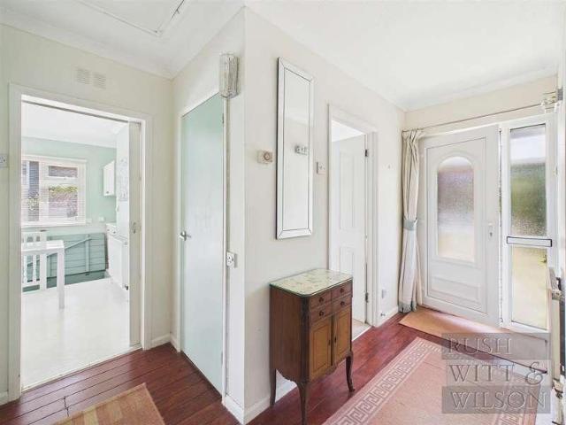 House for sale in Heathlands, East Sussex