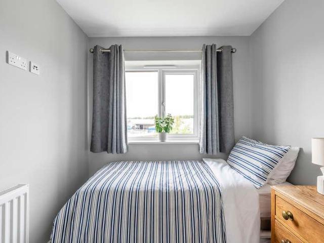 House for sale in The Butts, Kent