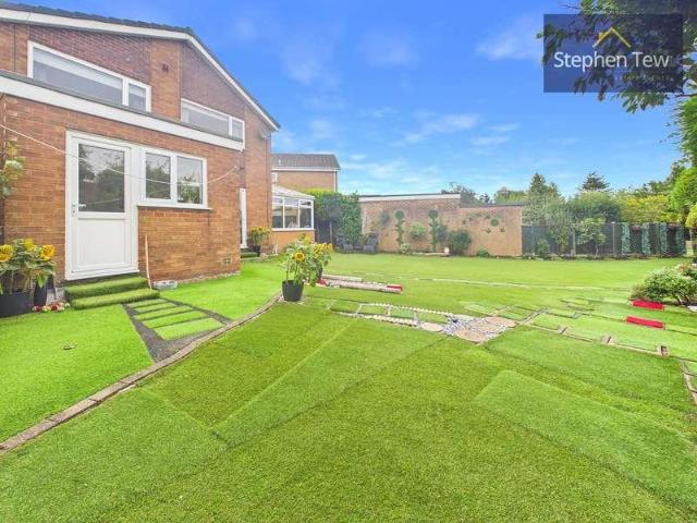 House for sale in Staining, Lancashire