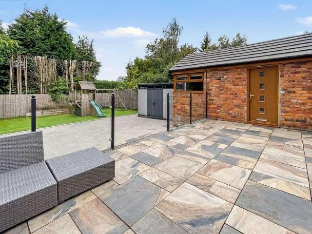House for sale in Besses o' th' Barn, Bury