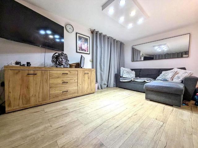 House for sale in Wingate
