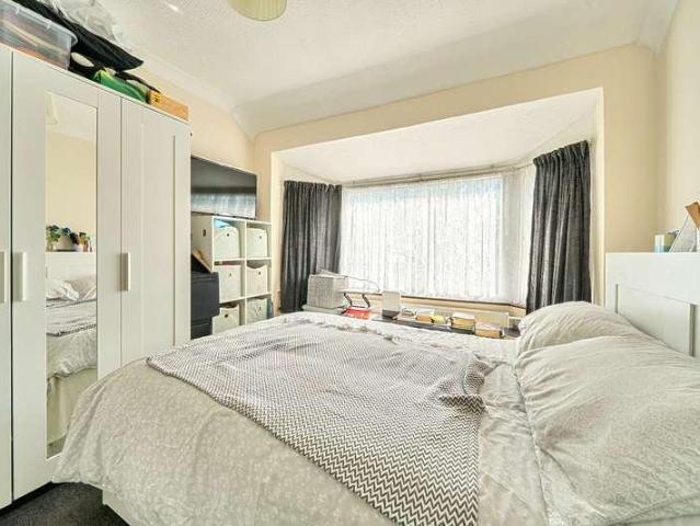 House for sale in The Slade, Oxfordshire
