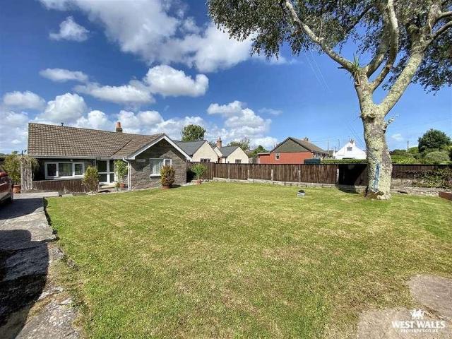 House for sale in Manorbier, Jameston