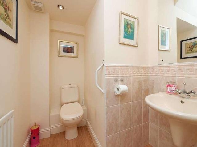 House for sale in Inverkip, Scotland