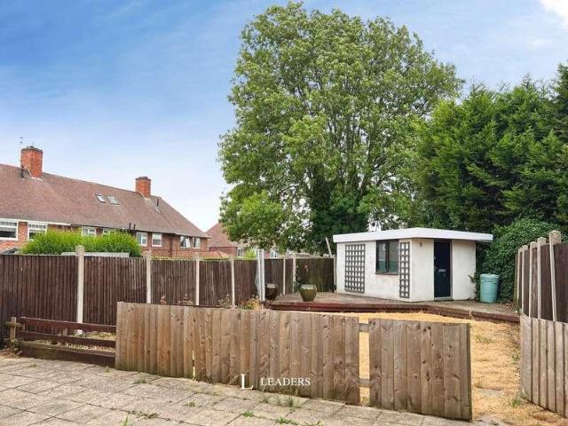 House for sale in Bakersfield, Haddon