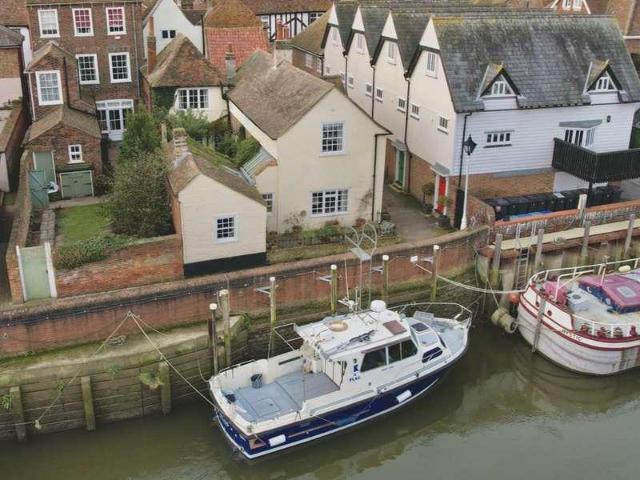 House for sale in Poulders Gardens, Dover