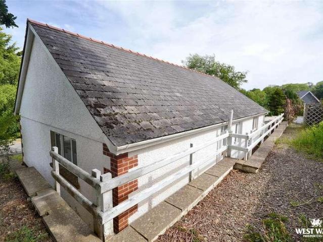 House for sale in Aberporth, Wales