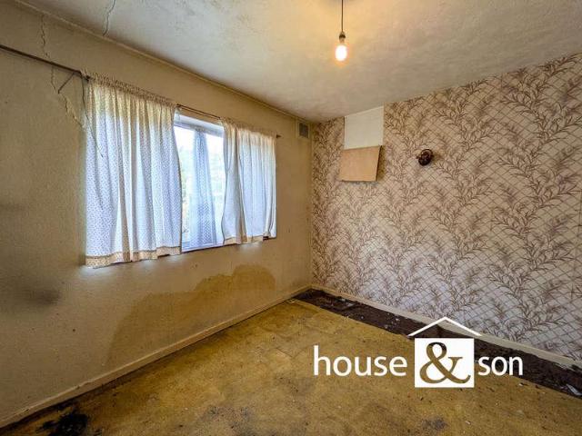 House for sale in Bear Cross, Bournemouth