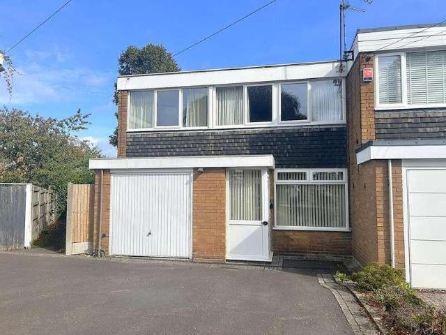 House for sale in Stourbridge, West Midlands