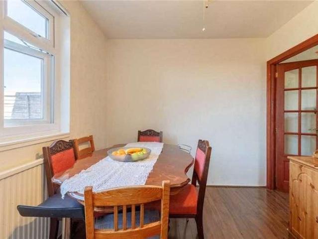 House for sale in Slough, Cippenham