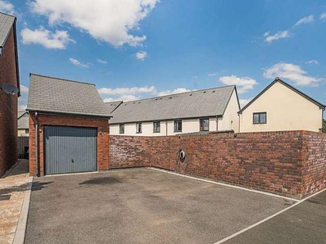 House for sale in Budlake, Devon