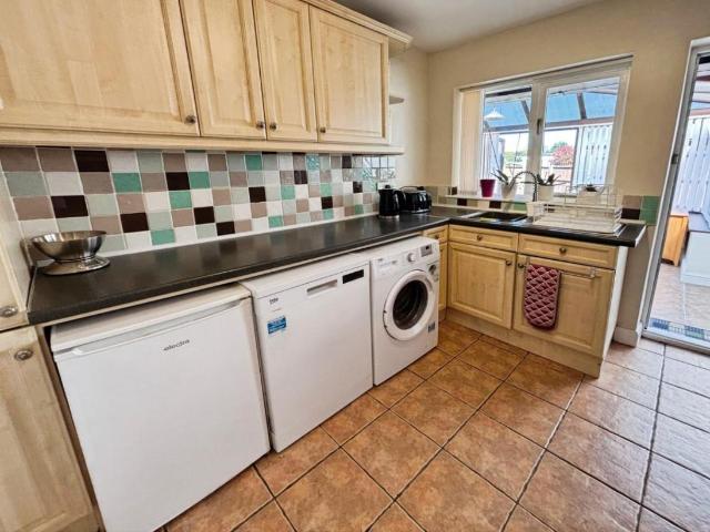House for sale in Costhorpe, East Midlands