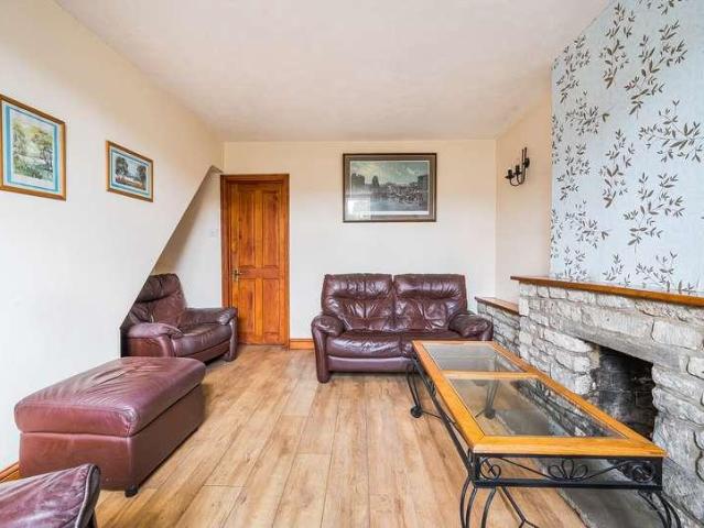 House for sale in Thrupp, School House