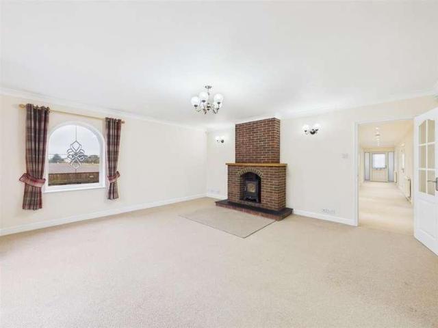 House for sale in Sutton-on-Sea, East Lindsey