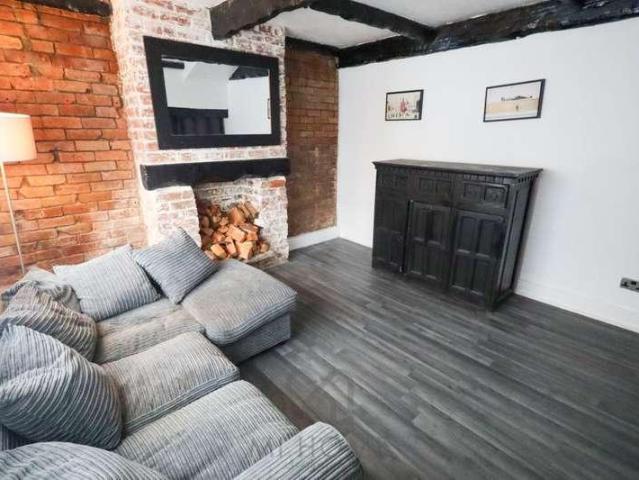 House for sale in Medlar-with-Wesham, Wesham