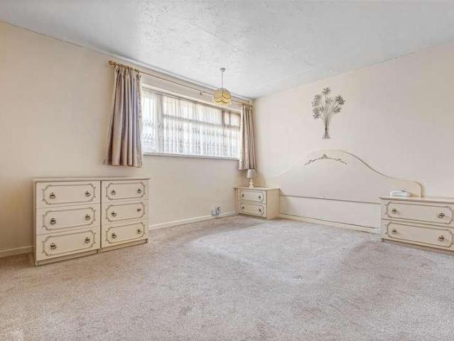 House for sale in Oadby, Leicestershire