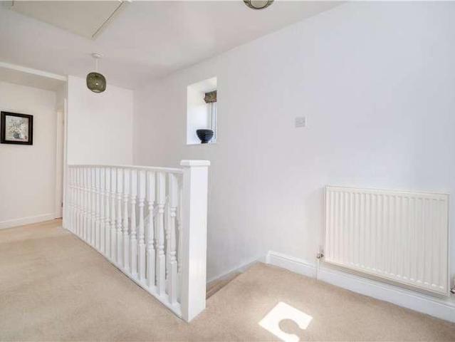 House for sale in New York, Dacre Banks