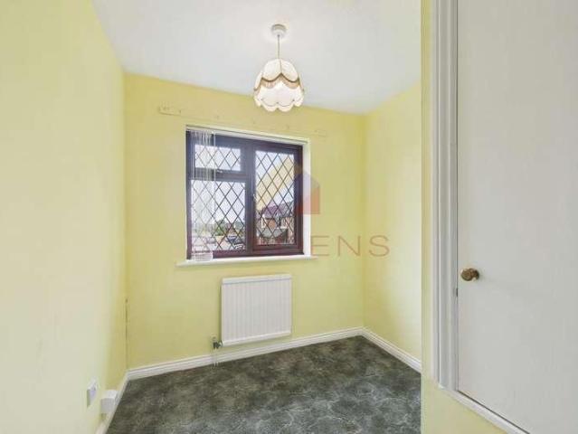 House for sale in Frinton and Walton, Dale Hill