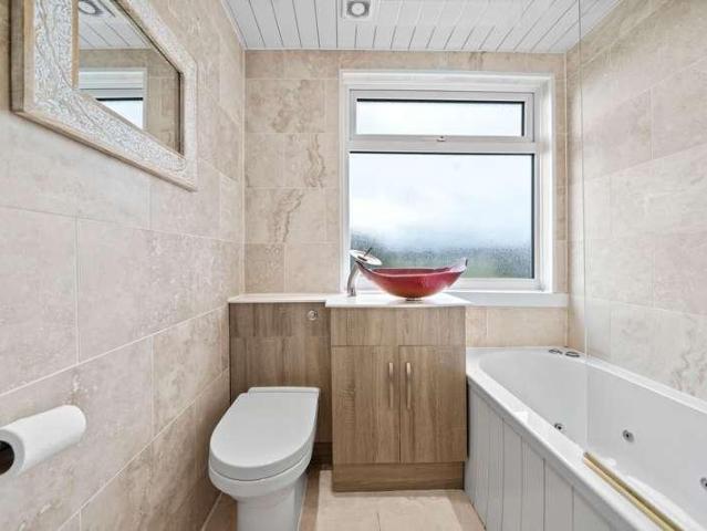 House for sale in Burtonwood and Westbrook, Warrington