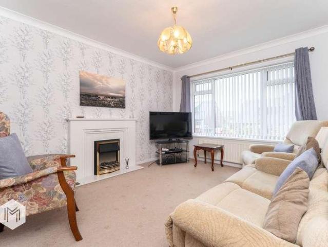 House for sale in Bradshaw, Lee Bank