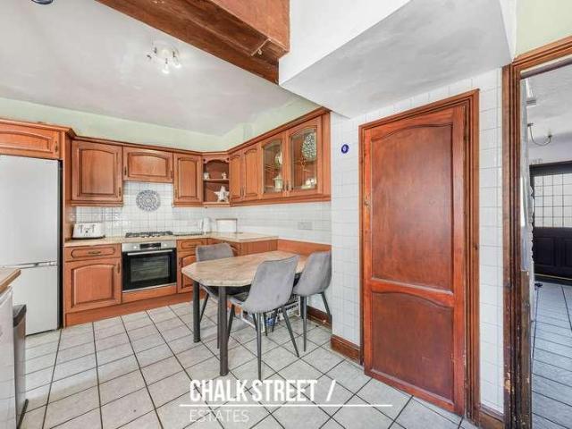 House for sale in Rush Green, Greater London
