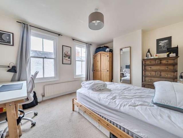 House for sale in The Slade, Oxfordshire