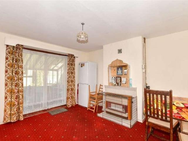 House for sale in Langley Green, Crawley