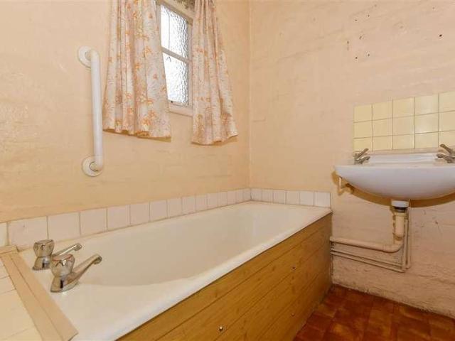 House for sale in Midway, Kent