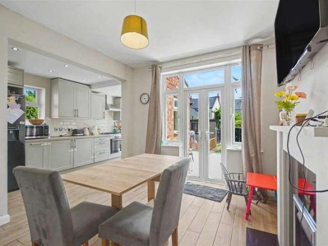 House for sale in Attenborough, East Midlands